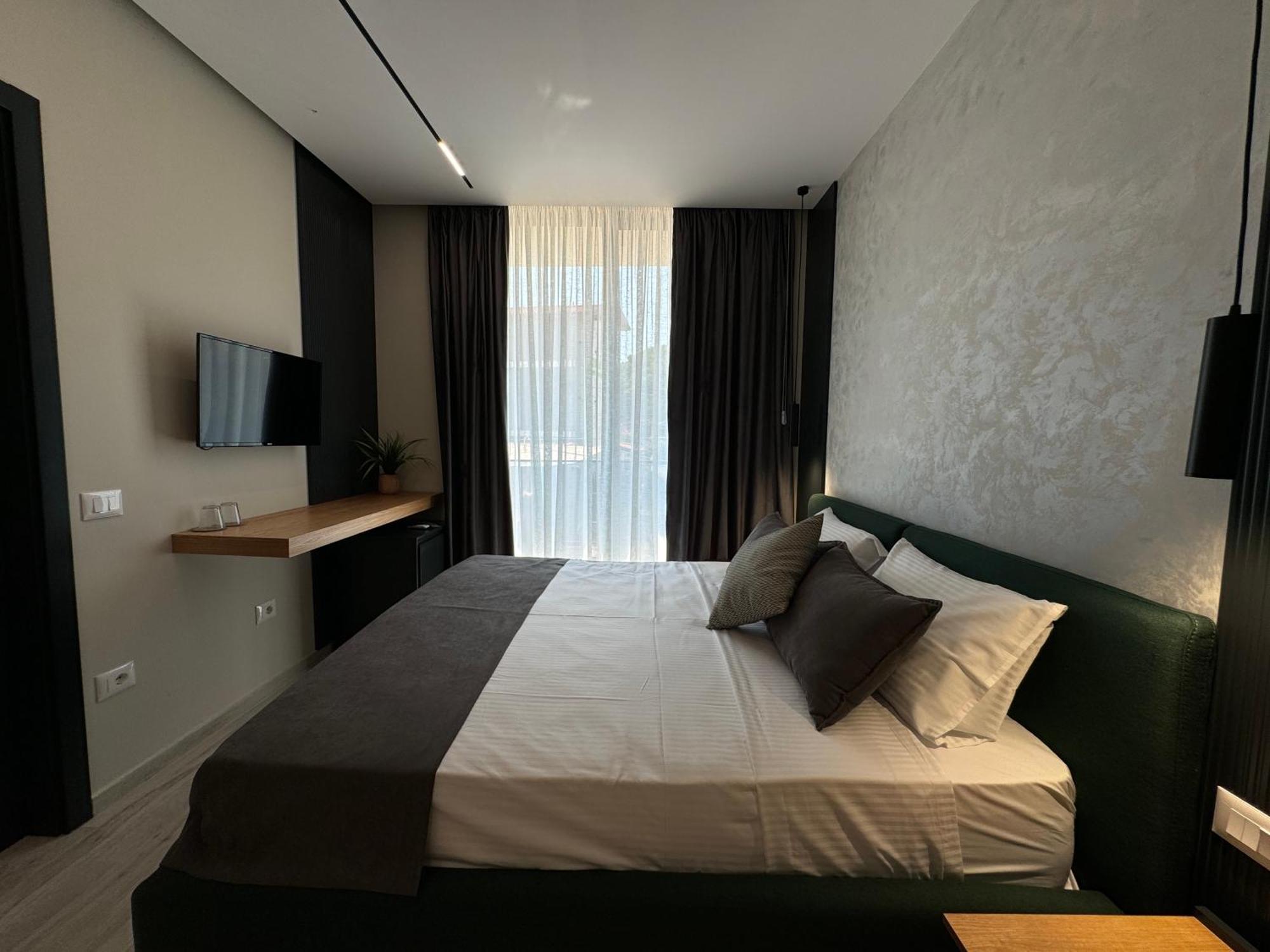 Twins Hotel Vlore Exterior photo